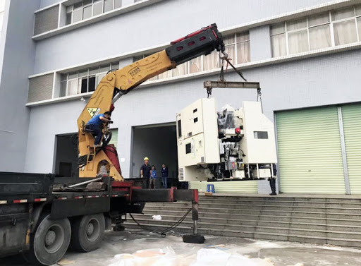 無錫設備搬運公司告訴你：大型設備起重吊裝的做法和注意事項有哪些？